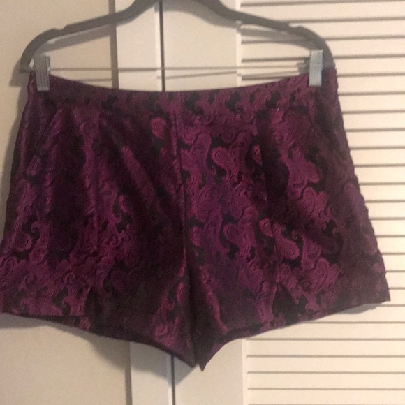 Missguided Purple and Black Shorts - Picture 2 of 2